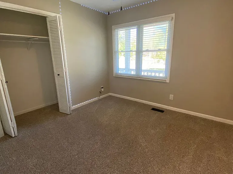 1701 Carter Baron Pl — Photo 14