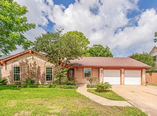 2710 Burke Rd, Pasadena, TX 77502