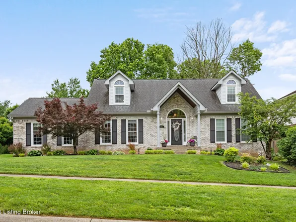 8316 Lacevine Rd, Louisville, KY 40220