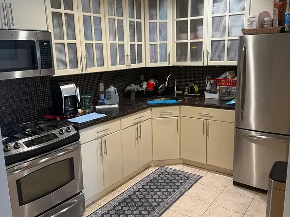 19-41 76th St #1, East Elmhurst, NY 11370