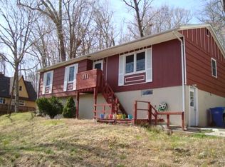 521 S Elm St, Wallingford, CT 06492