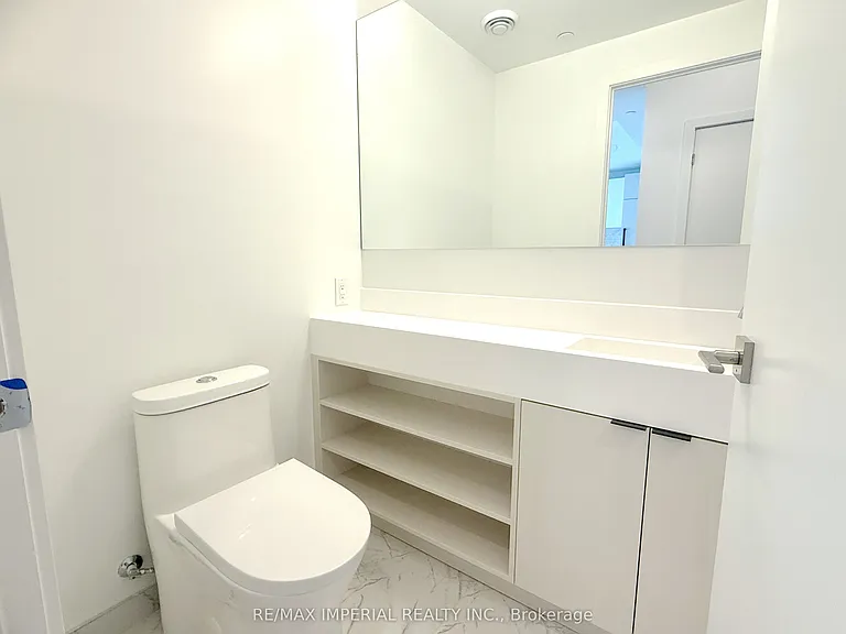 252 Church St #3512 — Photo 12