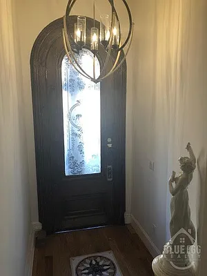 Rented by Blue Egg Realty Corp | media 20