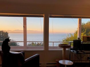 2375 Hughes Ave SW #3, Seattle, WA 98116