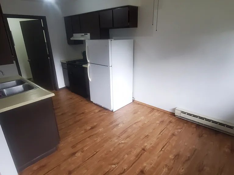 1749 Bainbridge St #1 — Photo 7