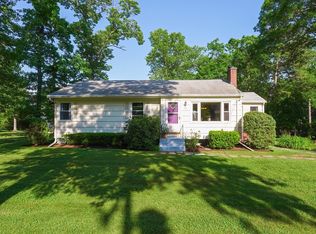 84 Oakland St, Medway, MA 02053