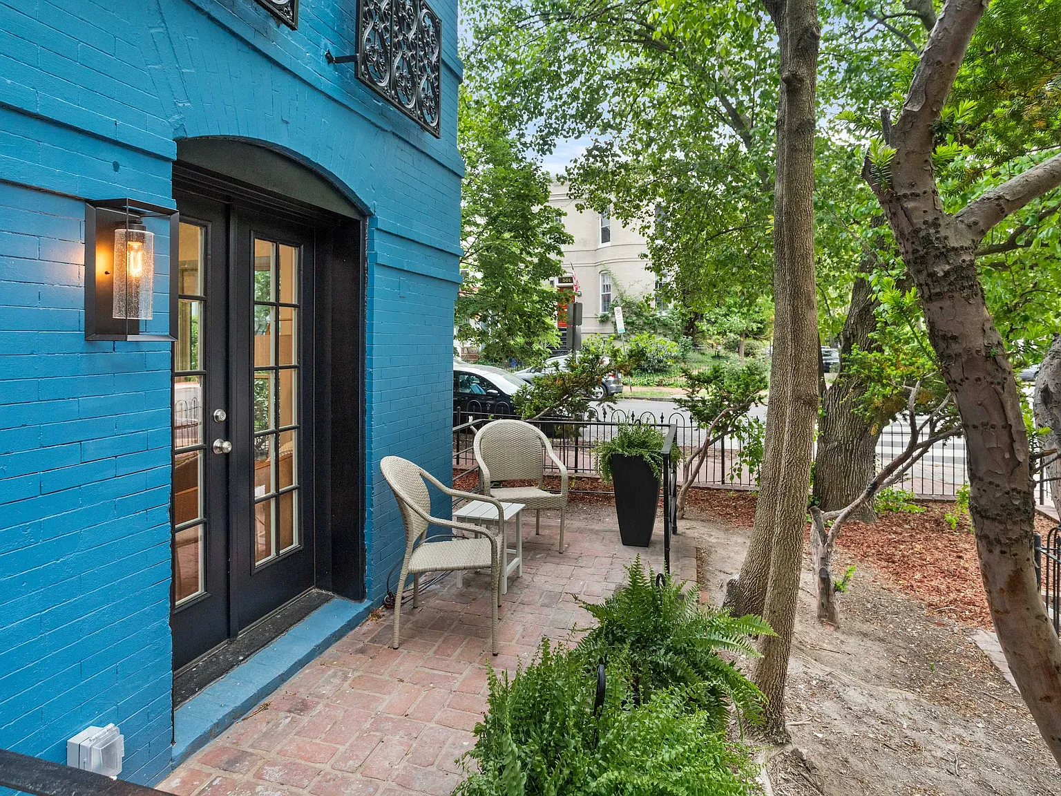 1 bed, 450 sqft, $3,990 — Photo 1