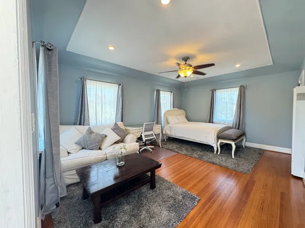 10470 Kinnard Ave #2, Los Angeles, CA 90024