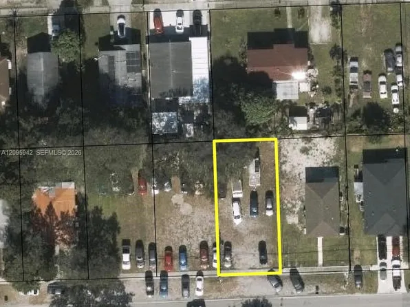 0 Lincoln St, Opa Locka, FL 33054