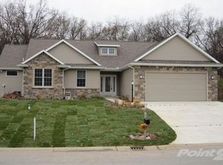 21895 Locust Bend Ct, South Bend, IN 46628