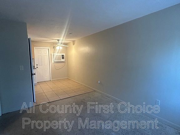 5th image of 1530 Carmel Ave APT 2