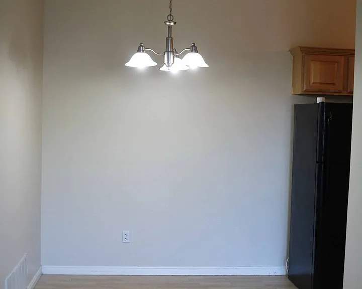 1574 Westbury Way #I — Photo 3