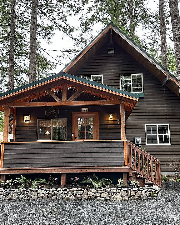 1st image of 171 Crescent Beach Dr