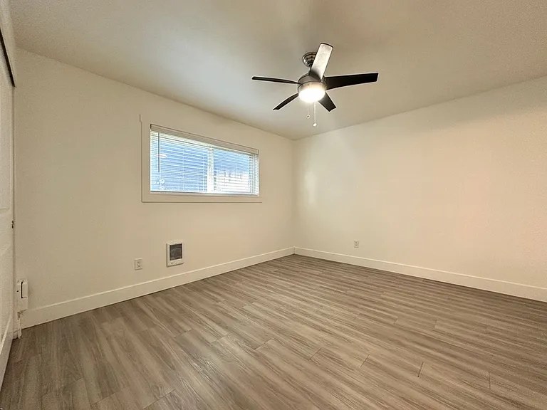 J3 Apartments — Photo 7
