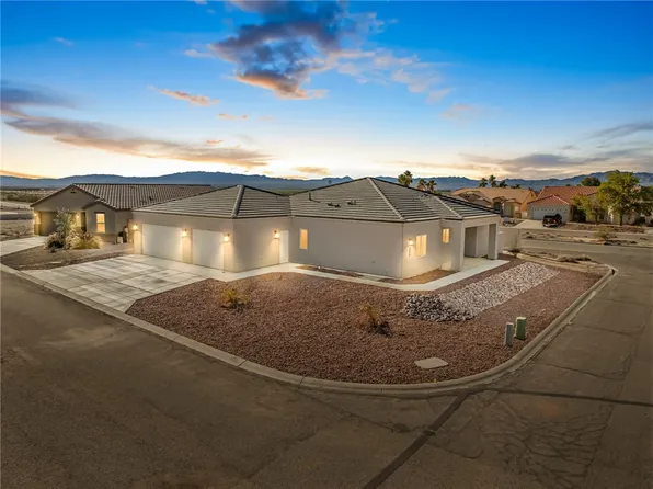 2000 E Desert Palms Dr, Fort Mohave, AZ 86426
