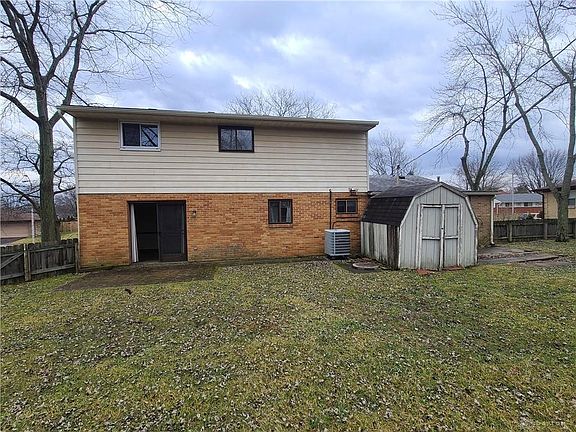 3rd image of 7263 Sancroft Dr