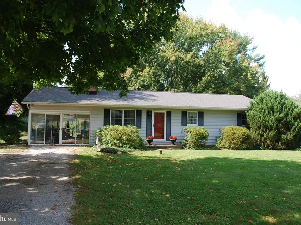 2120 Paddock Ln, Finksburg, MD 21048