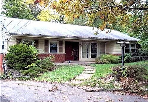 2nd image of 7990 Glenbrook Ct