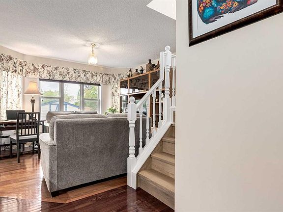 5th image of 191 S Bridlewood Cir SW