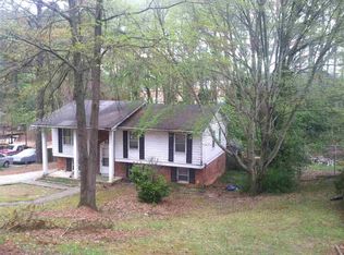 2217 Foxtrot Dr, Raleigh, NC 27610