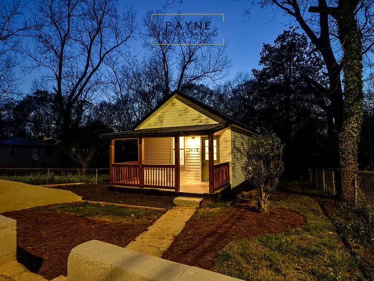 1418 Branch St — Photo 8