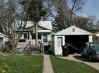 8220 Warwick St, Detroit, MI 48228