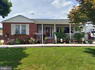 7632 Kemp Ln, Frederick, MD 21702