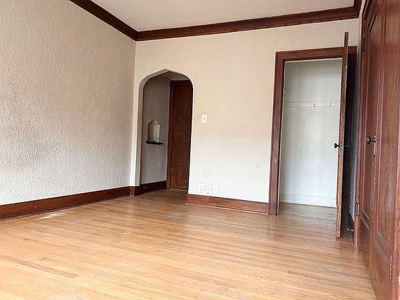 5th image of 5439 W Martin Dr #304