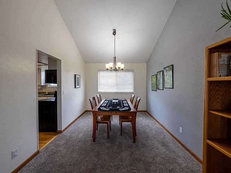 2837 15th Ave — Photo 33