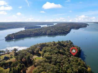 19 Riverside Avenue, Edgecomb, ME 04556