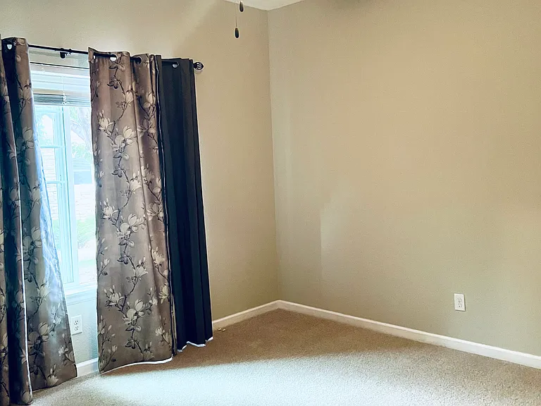 4925 Hahns Peak Dr #104 — Photo 9
