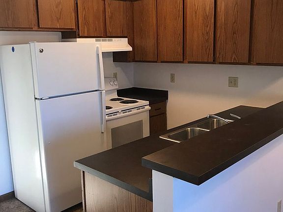 3rd image of 2517-2600 Bush Ct #5426866