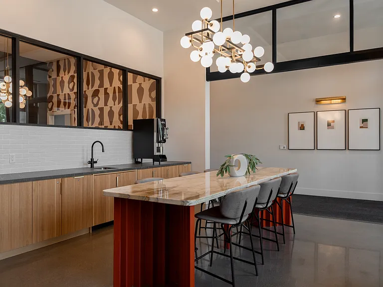 The Bohen Apartments — Photo 15