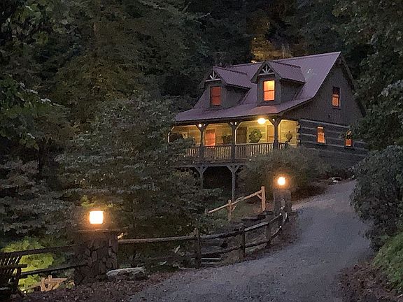 2nd image of 380 Deer Park Ln