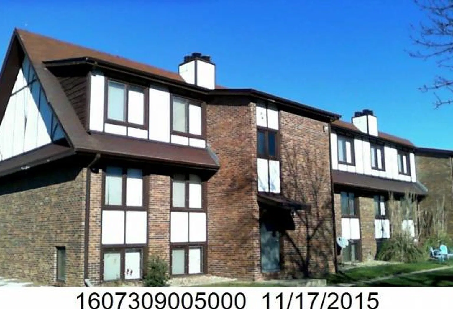 Apartment for Rent — Photo 1