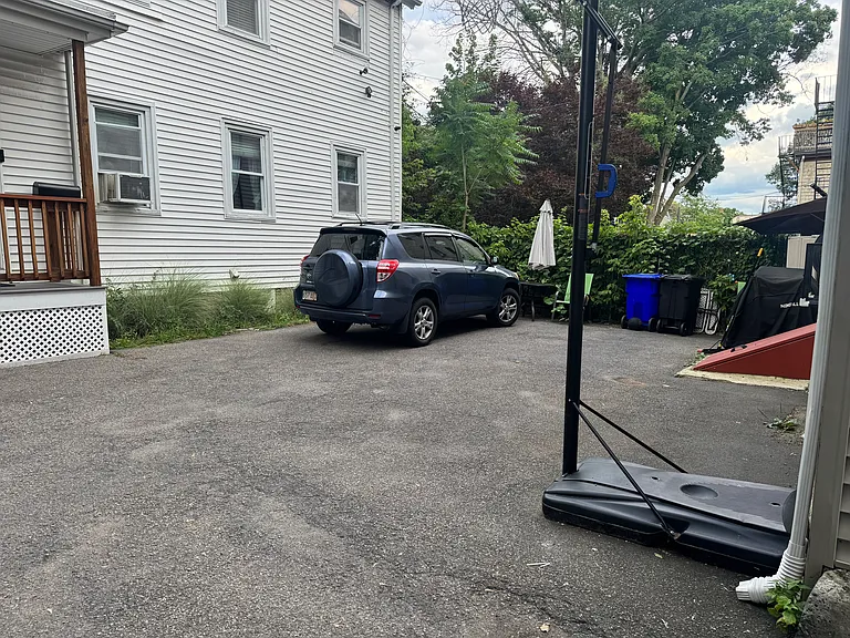 23R Armstrong St #1 — Photo 13