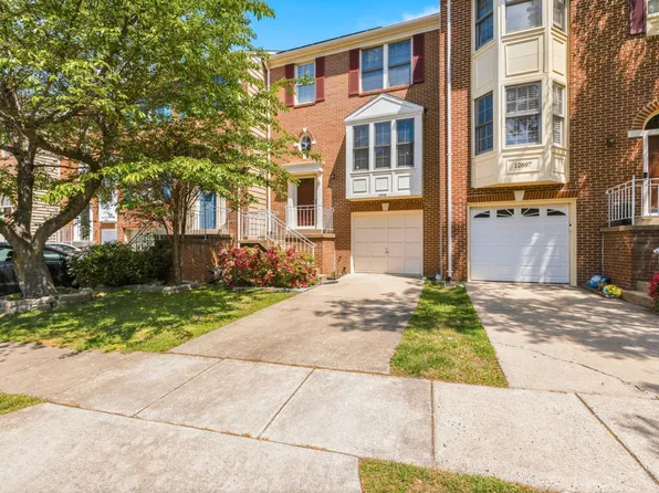 12695 Wimbley Ln, Woodbridge, VA 22192
