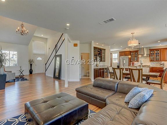 5th image of 9756 Northern Dancer Dr