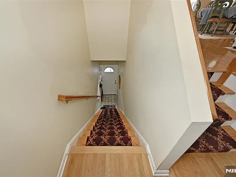 253 Madison Ave #1 — Photo 2