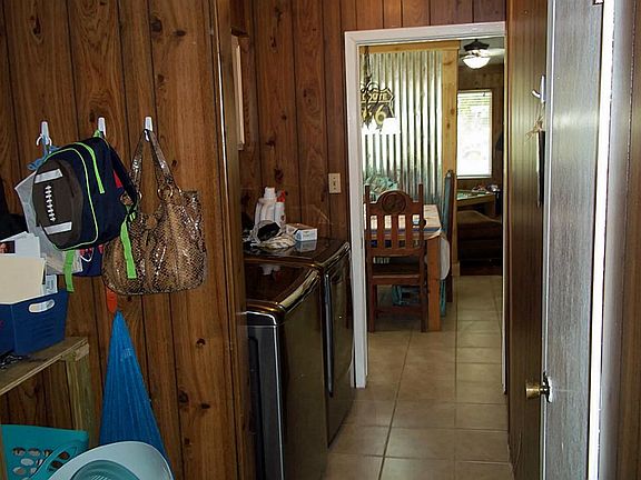 4th image of 20285 Lakeside Dr