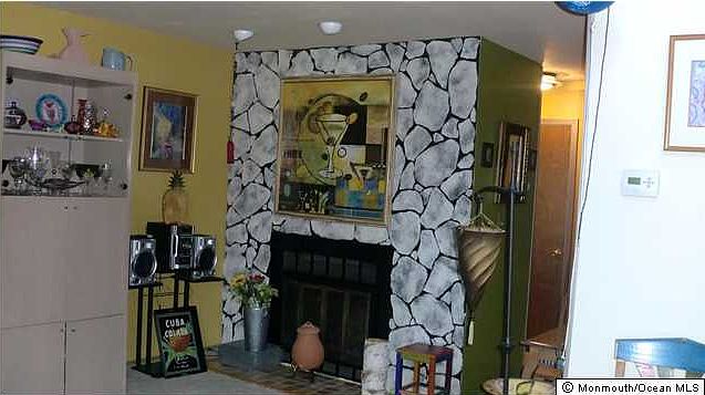 2nd image of 191 Heywood Ct
