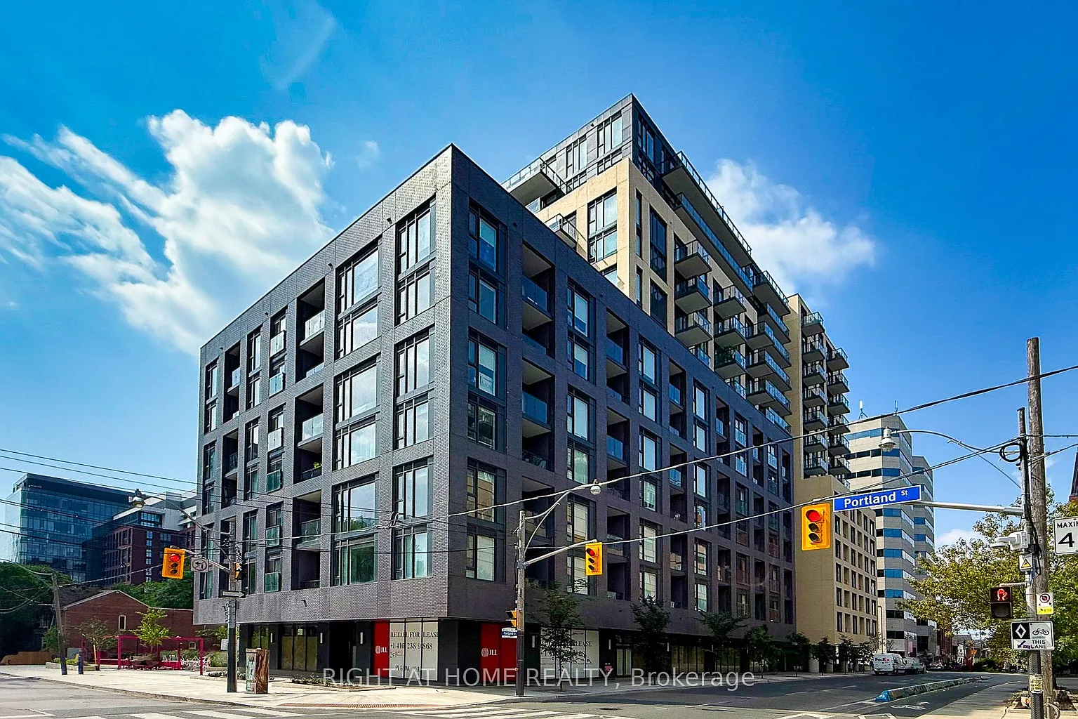 543 Richmond St W #623 photo 1