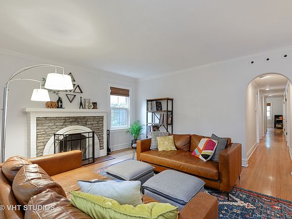 5th image of 1123 Mulford St