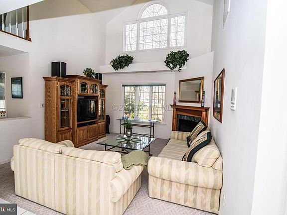 Spacious Great Room