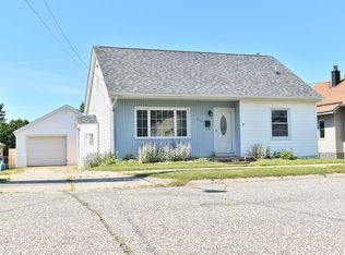 954 E 33rd St, Erie, PA 16504
