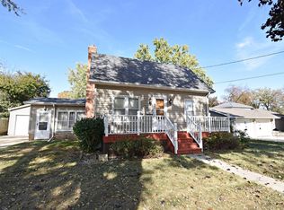 608 6th St NW, Independence, IA 50644