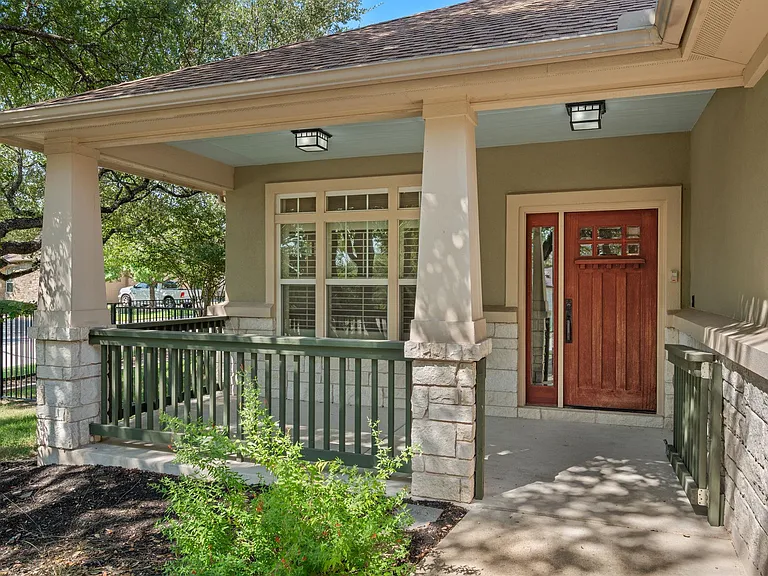 5201 Big Spring St — Photo 4