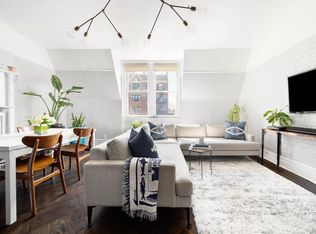 907 Union St APT 4, Brooklyn, NY 11215