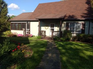 121 Dates Rd, Lansing, NY 14882