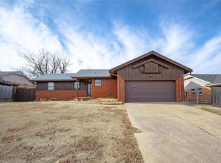 2105 S Rankin St, Edmond, OK 73013